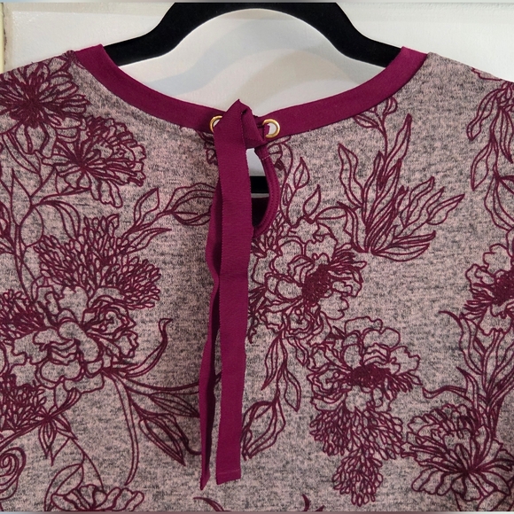 Women's St. John's Bay Pullover Sweater in Gray and Burgundy, Size M - Picture 9 of 14